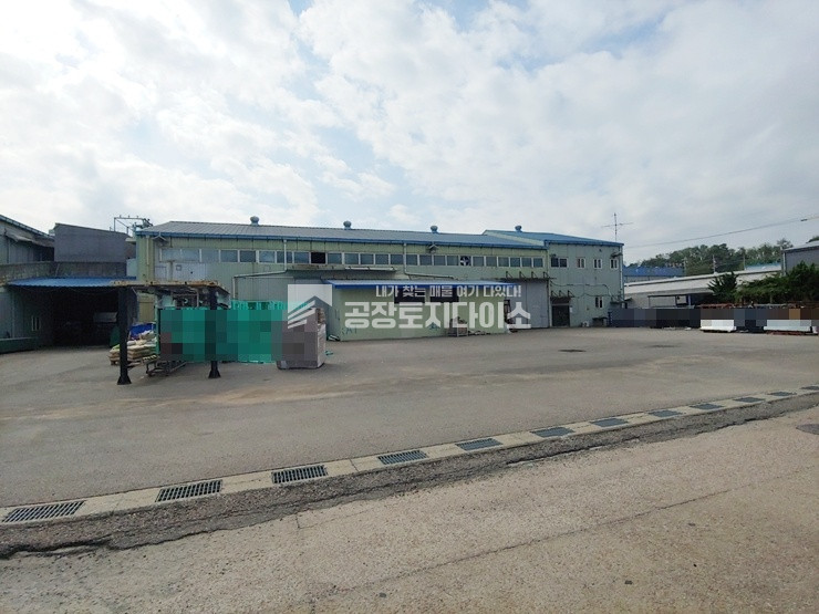 경기 화성만세구 팔탄면 구장리 나동 고전력 665kw 호이스트5톤 1층 245평 2층 사무실&숙소 54평 월세 매물번호 10853 사진 1