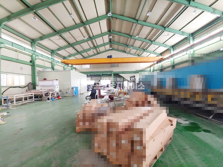 경기 화성만세구 팔탄면 구장리 나동 고전력 665kw 호이스트5톤 1층 245평 2층 사무실&숙소 54평 월세 매물번호 10853 사진 10