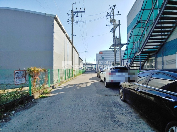 경기 화성만세구 팔탄면 하저리 39번 국도 진출입 145평 30kw 넉넉한 마당 6m도로접 월세 매물번호 10870 사진 11