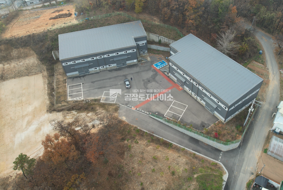 경기 화성만세구 장안면 독정리 주건축물제1,주건축물제2동 상수도 오수직관 인입된 식품공장 가능한 급매 300평 공장 매매 매매 매물번호 10891 사진 1