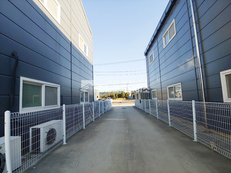 경기 화성만세구 남양읍 신남리 1동 화성ic 1분거리 대지 200평 건축 60평 단독마당 월세 매물번호 10894 사진 5