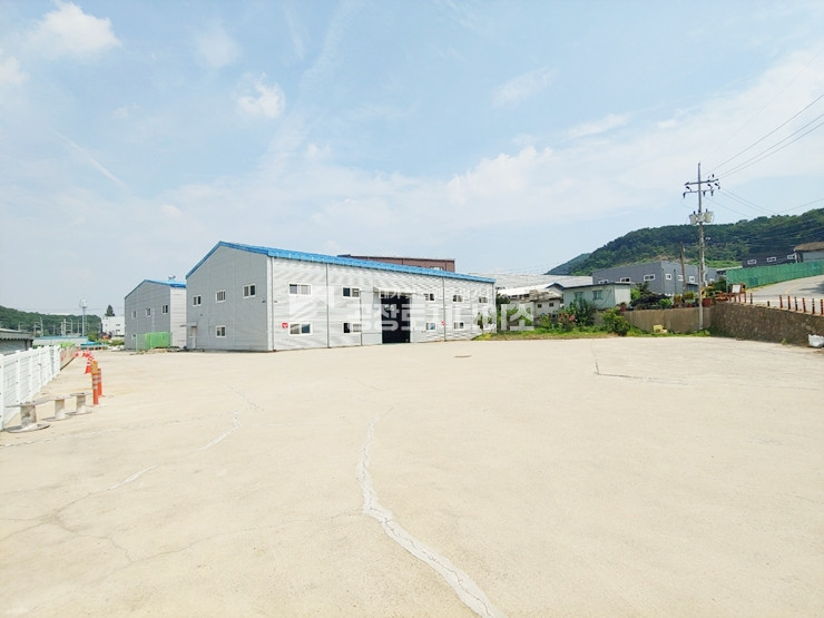 경기 화성만세구 남양읍 북양리 안산 가까운 입지 북양리 4차선 도로 근접 대지 1116평 공장 매매 매물번호 10786 사진 1