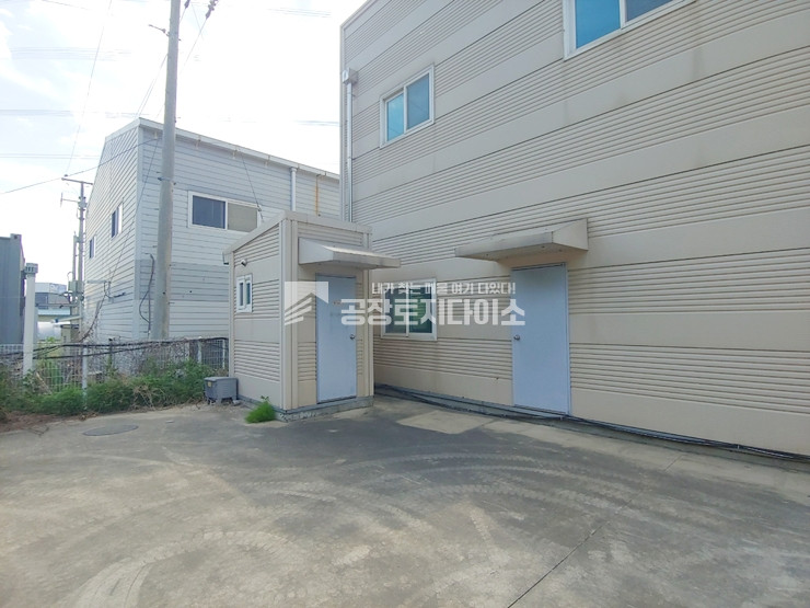 경기 화성만세구 팔탄면 율암리 대지 621평 단독 건축 120평 + 가설 약 70평 총 190평 실사용 월세 매물번호 11035 사진 16