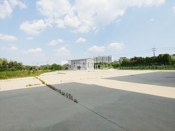 경기 화성만세구 향남읍 상신리 1,2,3동 2차선변 단독마당 2963평 건축 563평 물류창고 추천 월세 매물번호 11036 사진 6