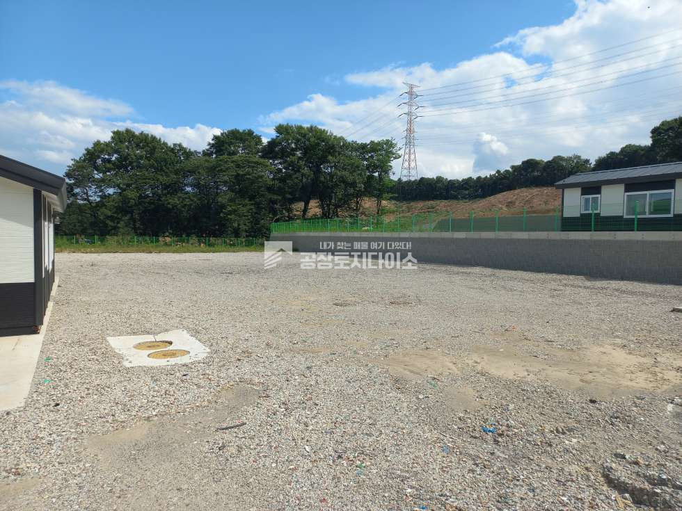 경기 화성만세구 장안면 수촌리 보강토 및 공사완료된 야적장 주차장 부지 임대 월세 매물번호 11081 사진 3