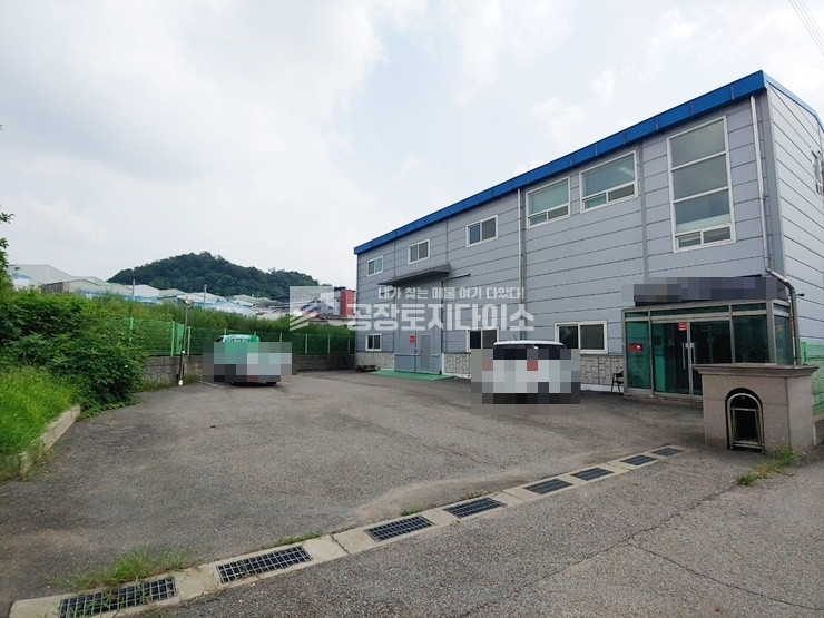 경기 화성만세구 팔탄면 율암리 1동 대지 206평 1층 80평 2층 27평 사무실 단독마당 호이스트 50kw 매매 매물번호 11119 사진 1