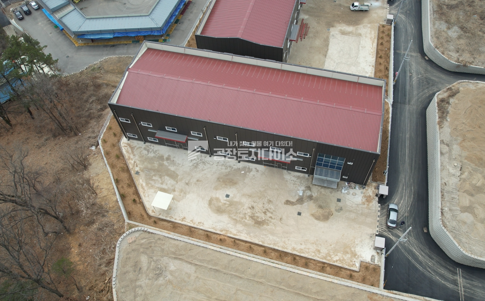 경기 화성만세구 향남읍 송곡리 향남ic 인근 대형 신축 사옥형 공장 매매 매매 매물번호 10667 사진 1